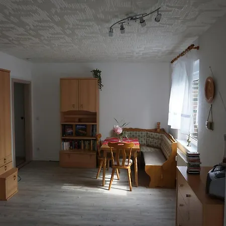 Am Sachsenstein - Zum Skispringer Апартаменты Lauter